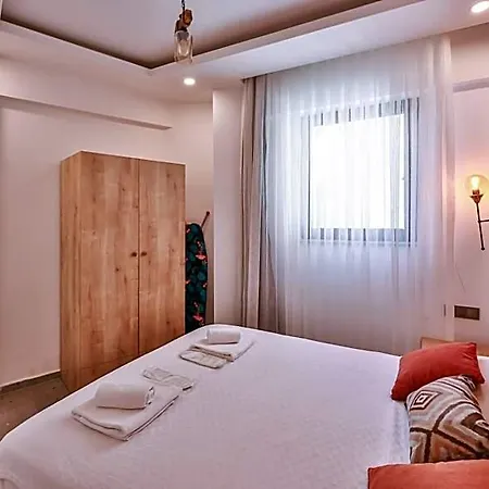 Hotel Happy Kas Gombe